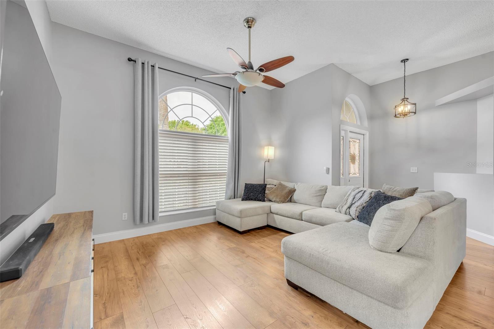 Image 9 of 44 For 3612 Becontree Place