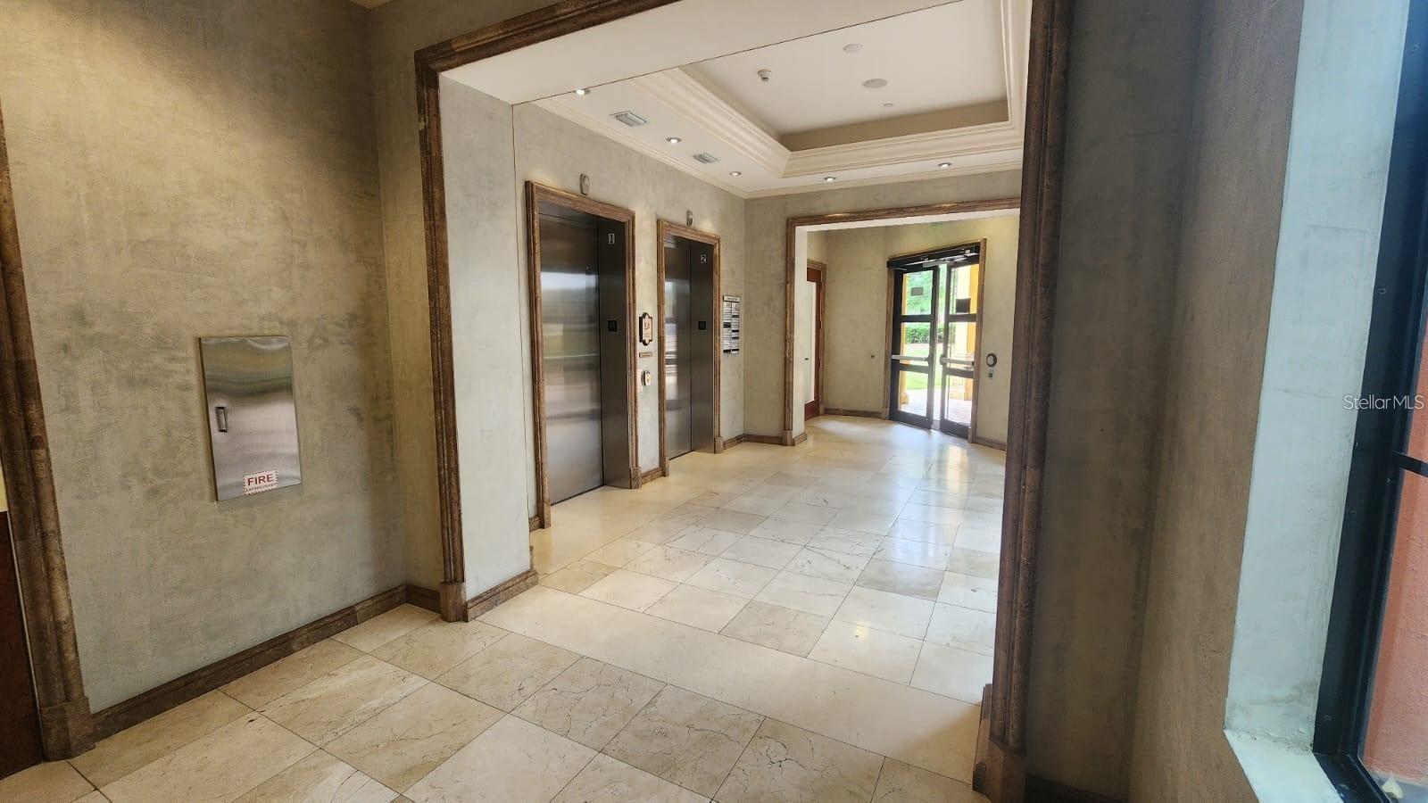 Image 3 of 13 For 7065 Westpointe Boulevard 305