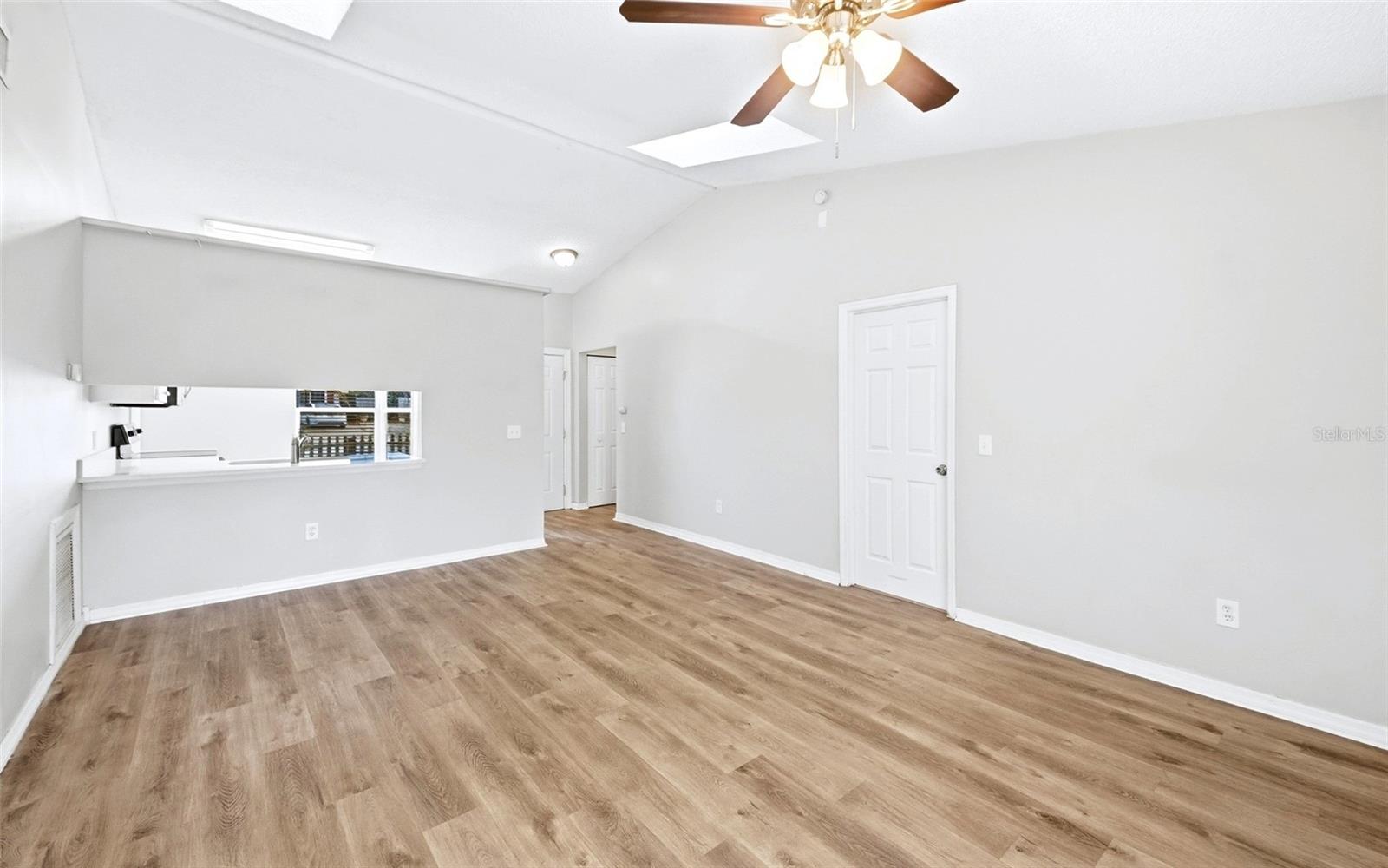 Image 2 of 22 For 2688 Collingswood Drive