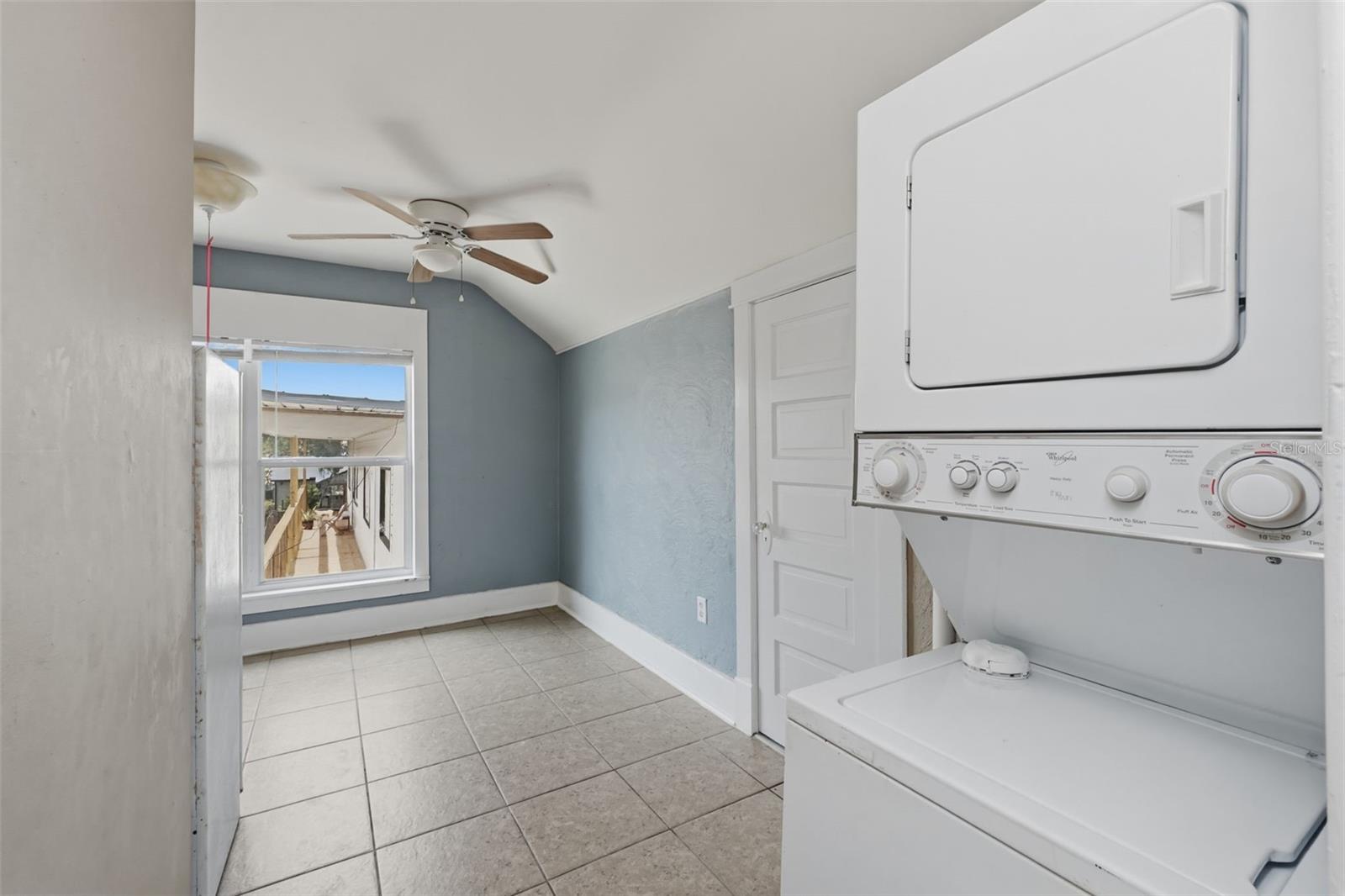 Image 14 of 14 For 104 Clyde Avenue