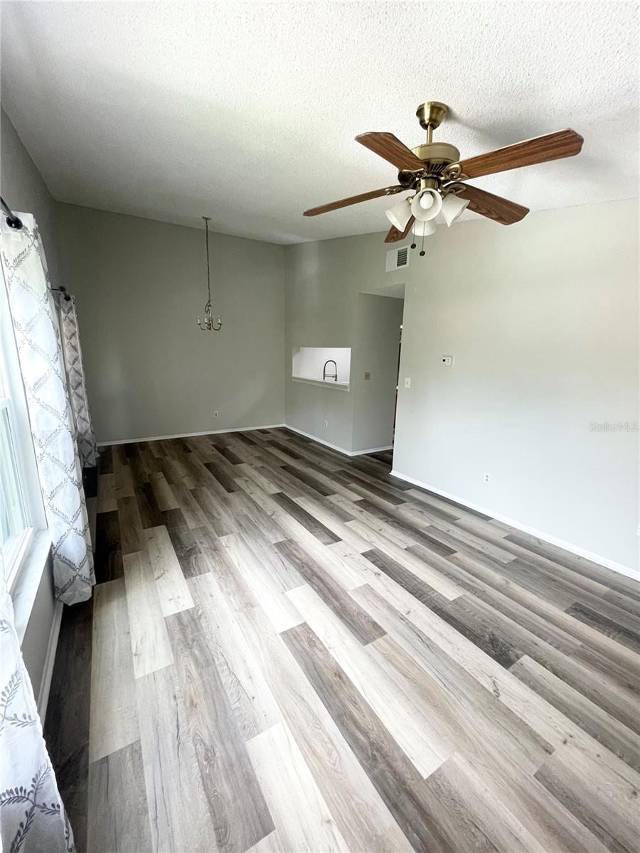 Image 10 of 15 For 4854 Semoran Boulevard 2205