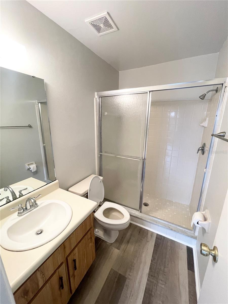 Image 12 of 15 For 4854 Semoran Boulevard 2205