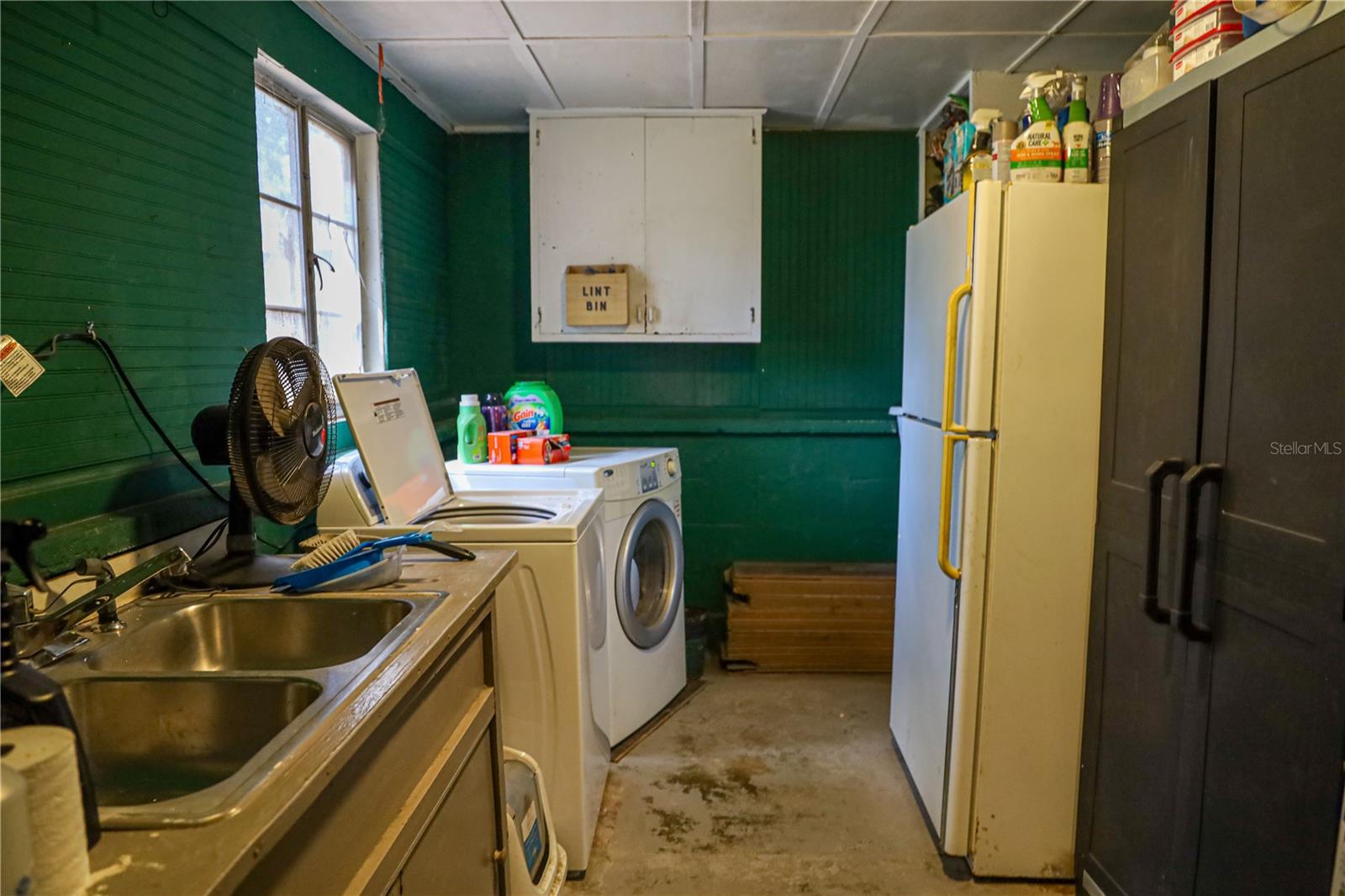 Image 23 of 28 For 82 Concord Drive