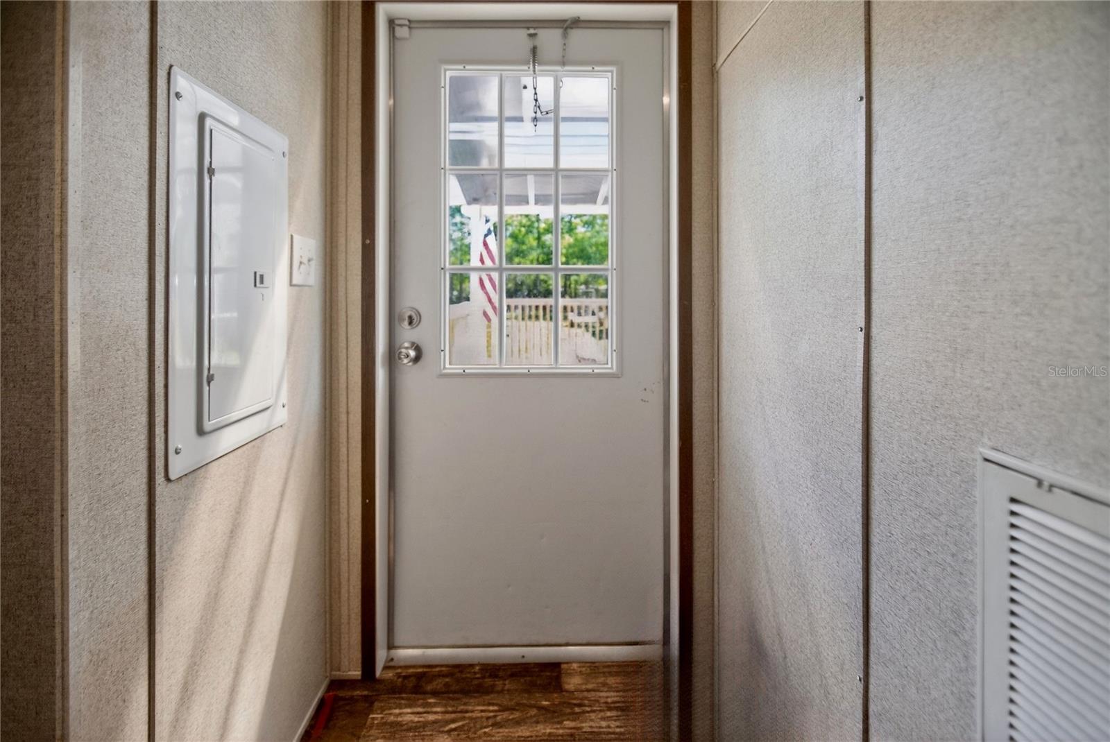 Image 16 of 18 For 2857 Hickory Street