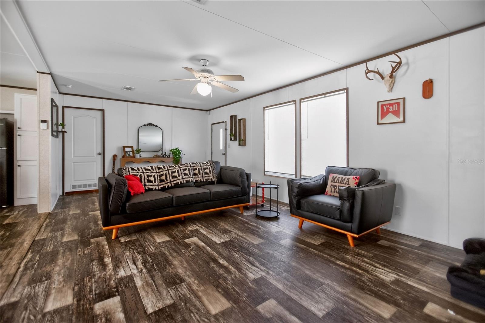 Image 3 of 18 For 2857 Hickory Street