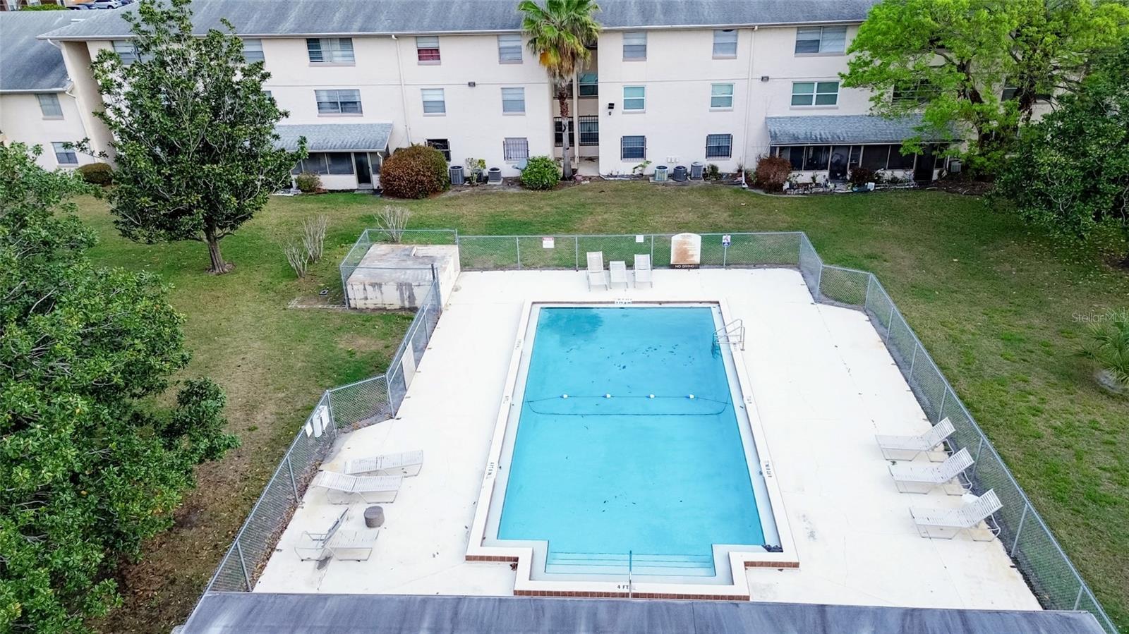 Image 18 of 19 For 1902 Honour Road 22