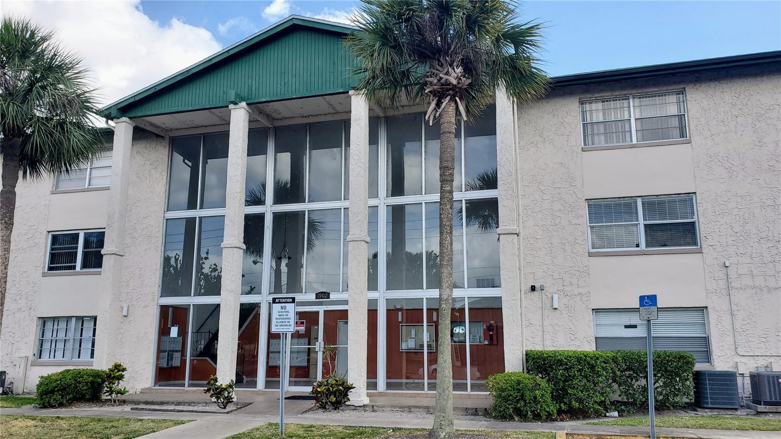 Image 2 of 19 For 1902 Honour Road 22