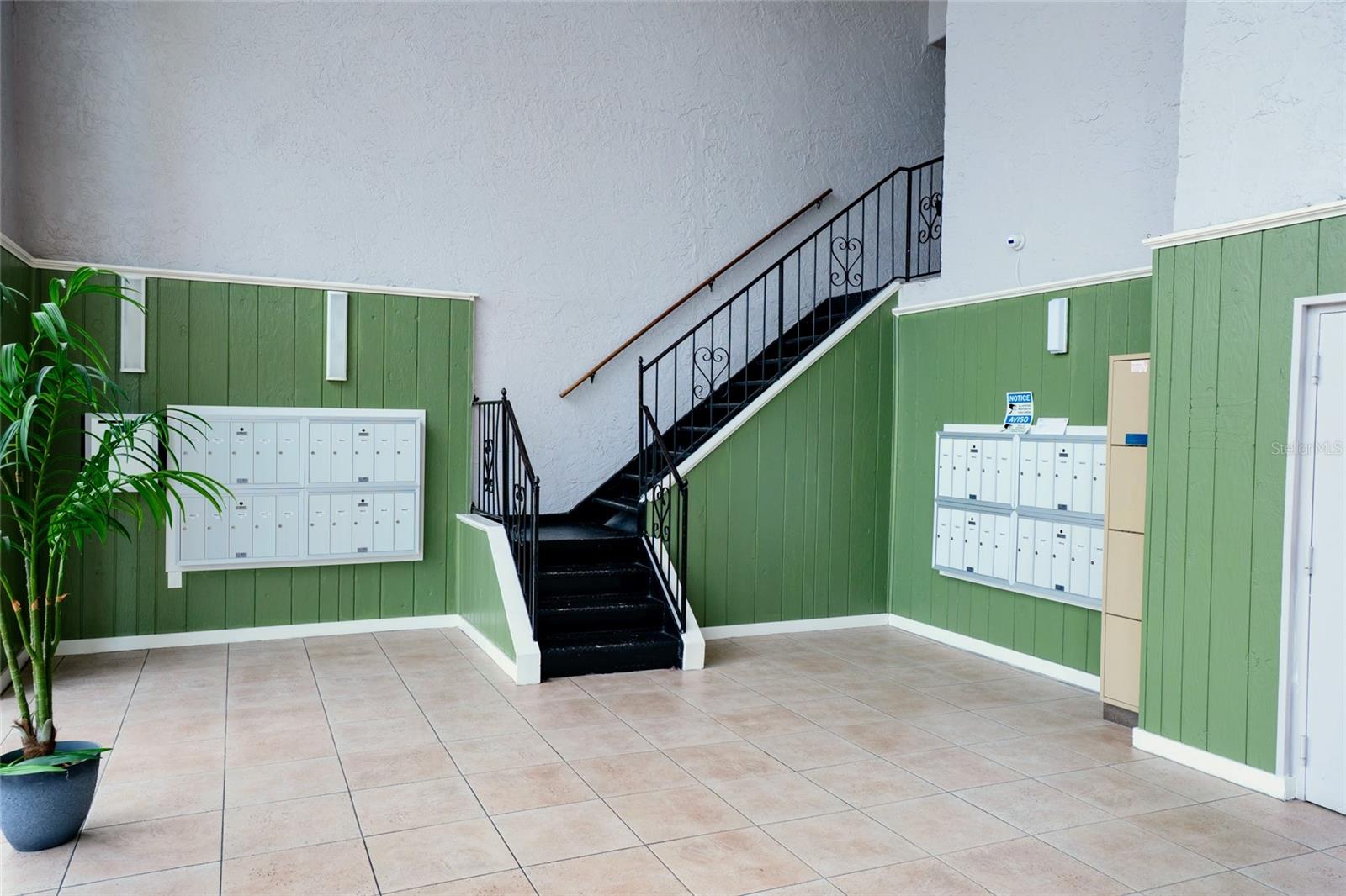 Image 5 of 19 For 1902 Honour Road 22