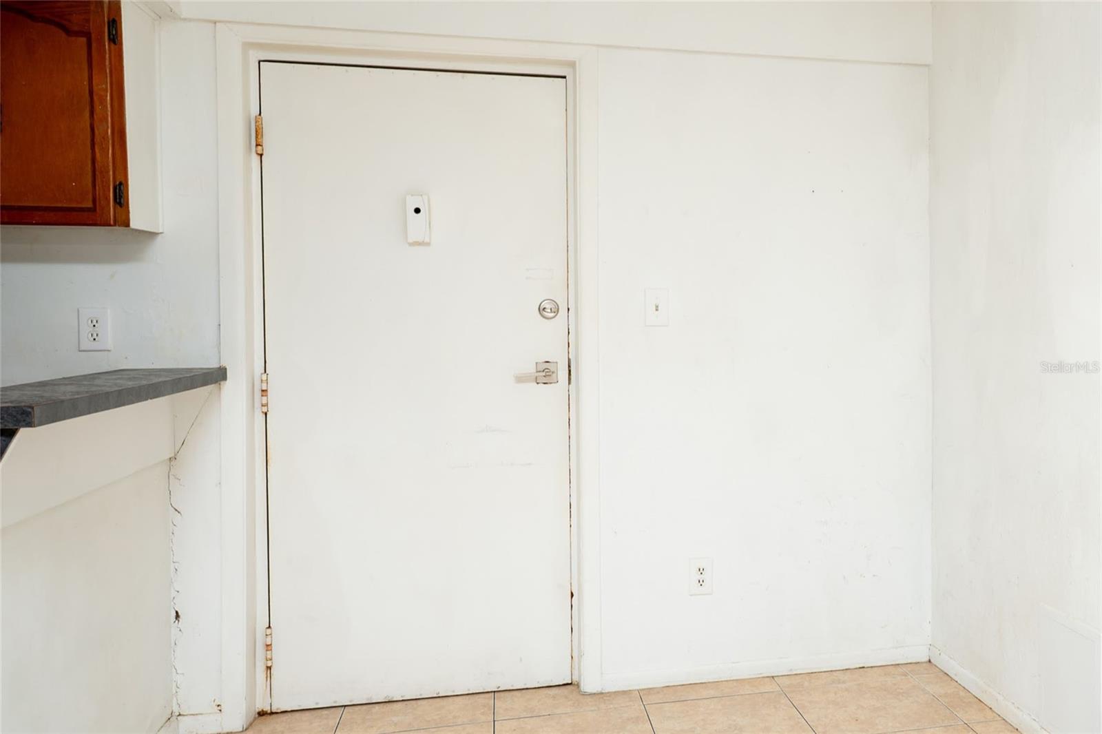 Image 7 of 19 For 1902 Honour Road 22