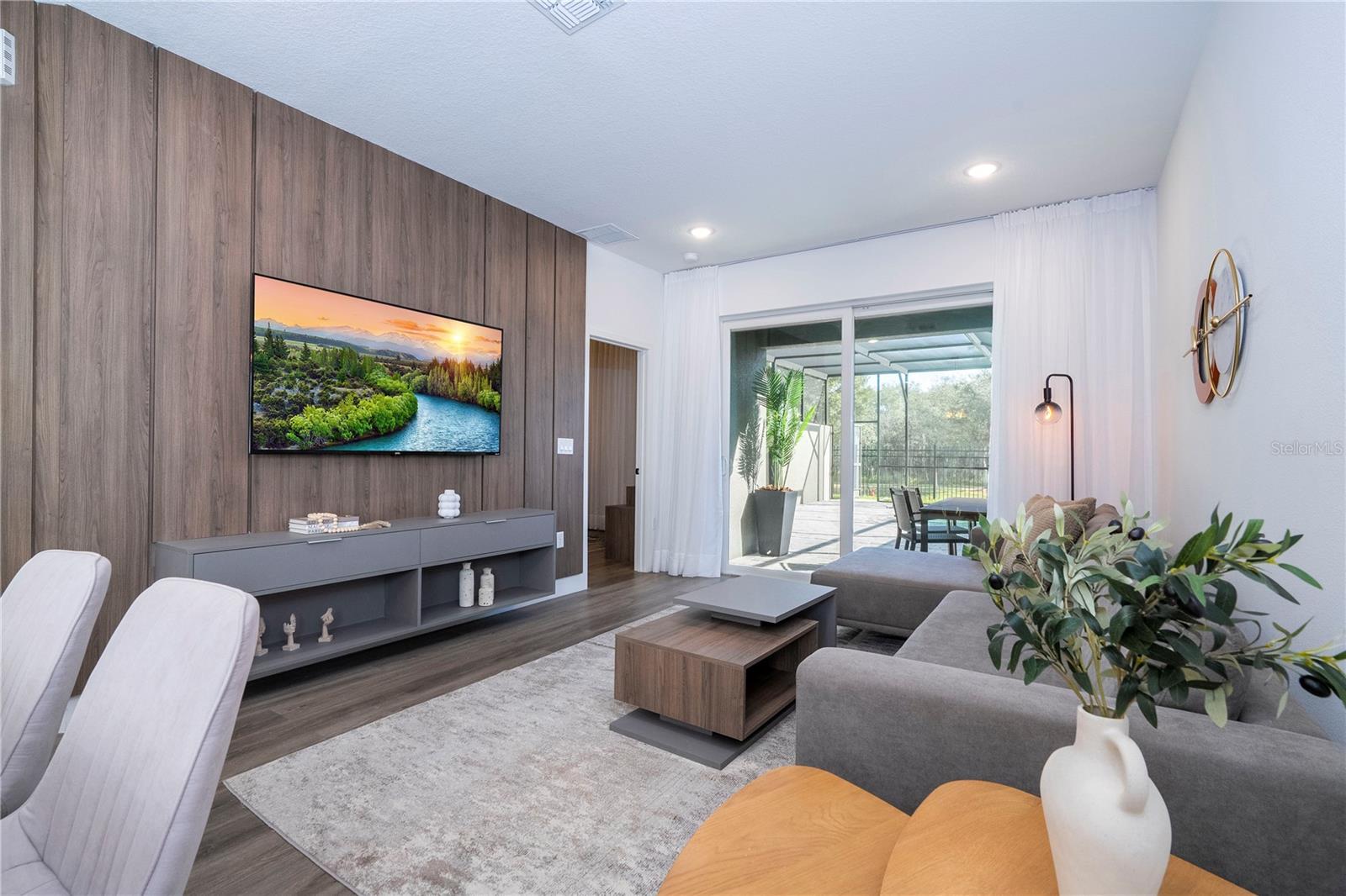 Image 17 of 55 For 2583 Santorini Drive