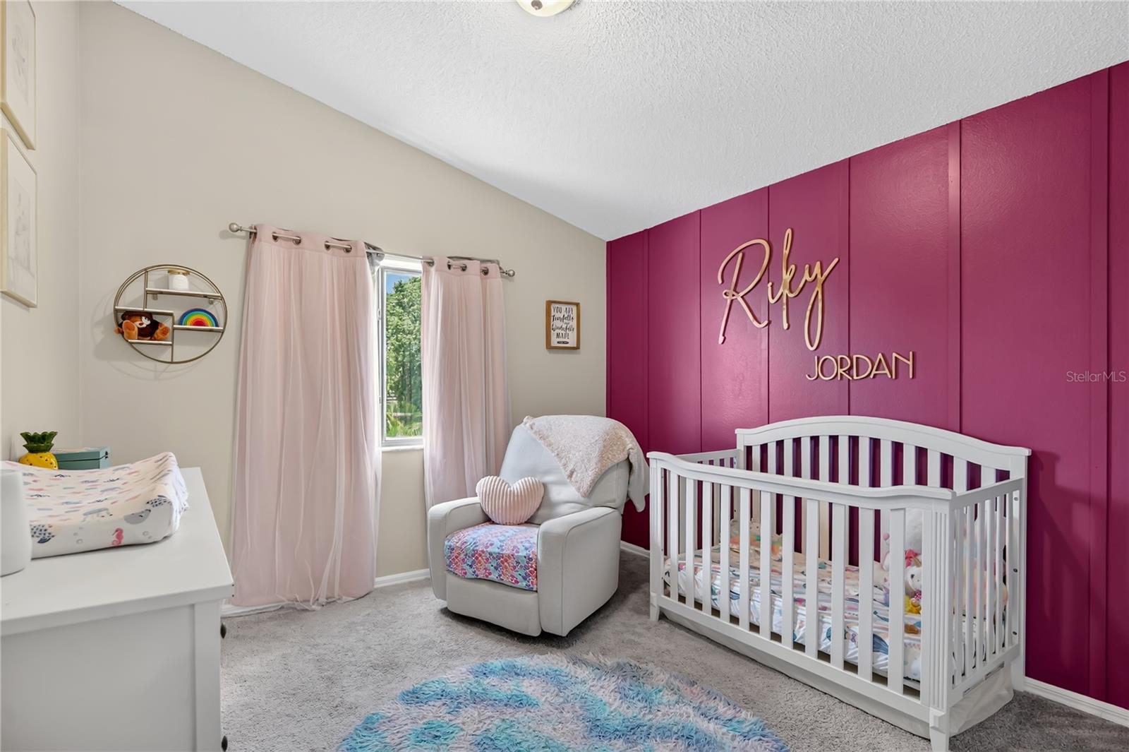 Image 24 of 33 For 13691 Crystal River Drive