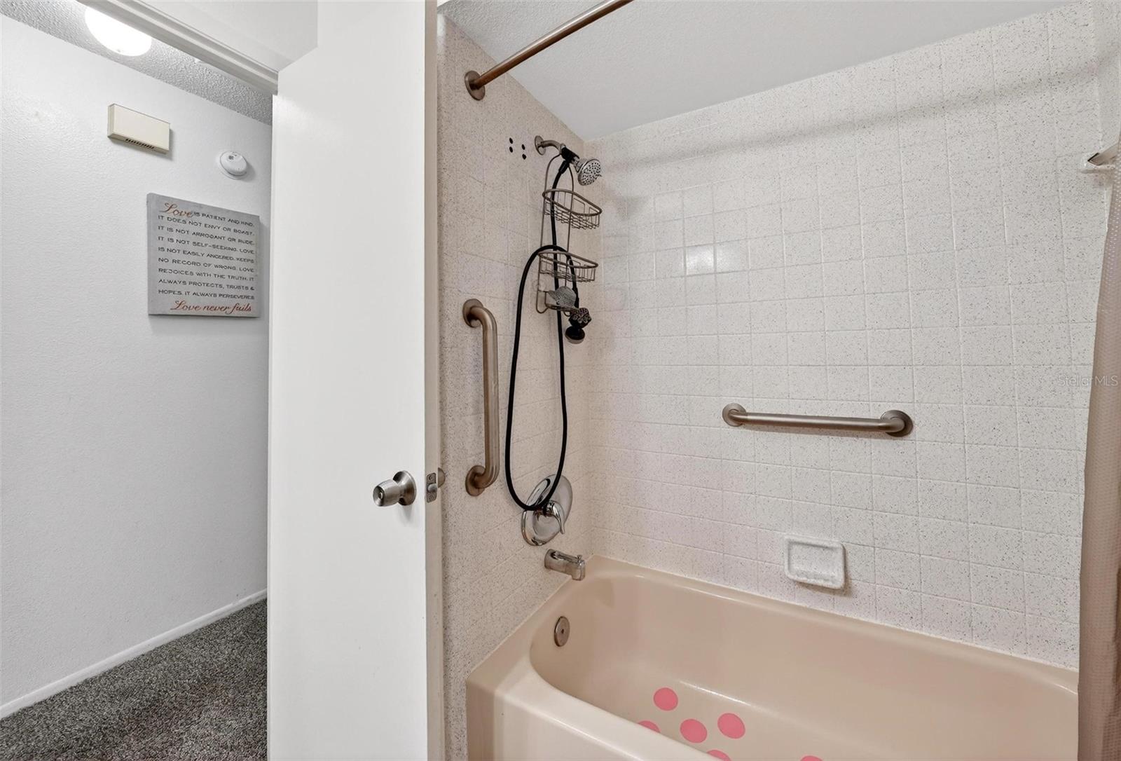 Image 14 of 55 For 5107 Deer Creek Drive