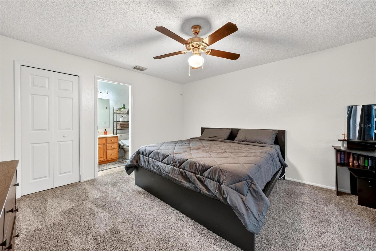 Image 19 of 55 For 5107 Deer Creek Drive