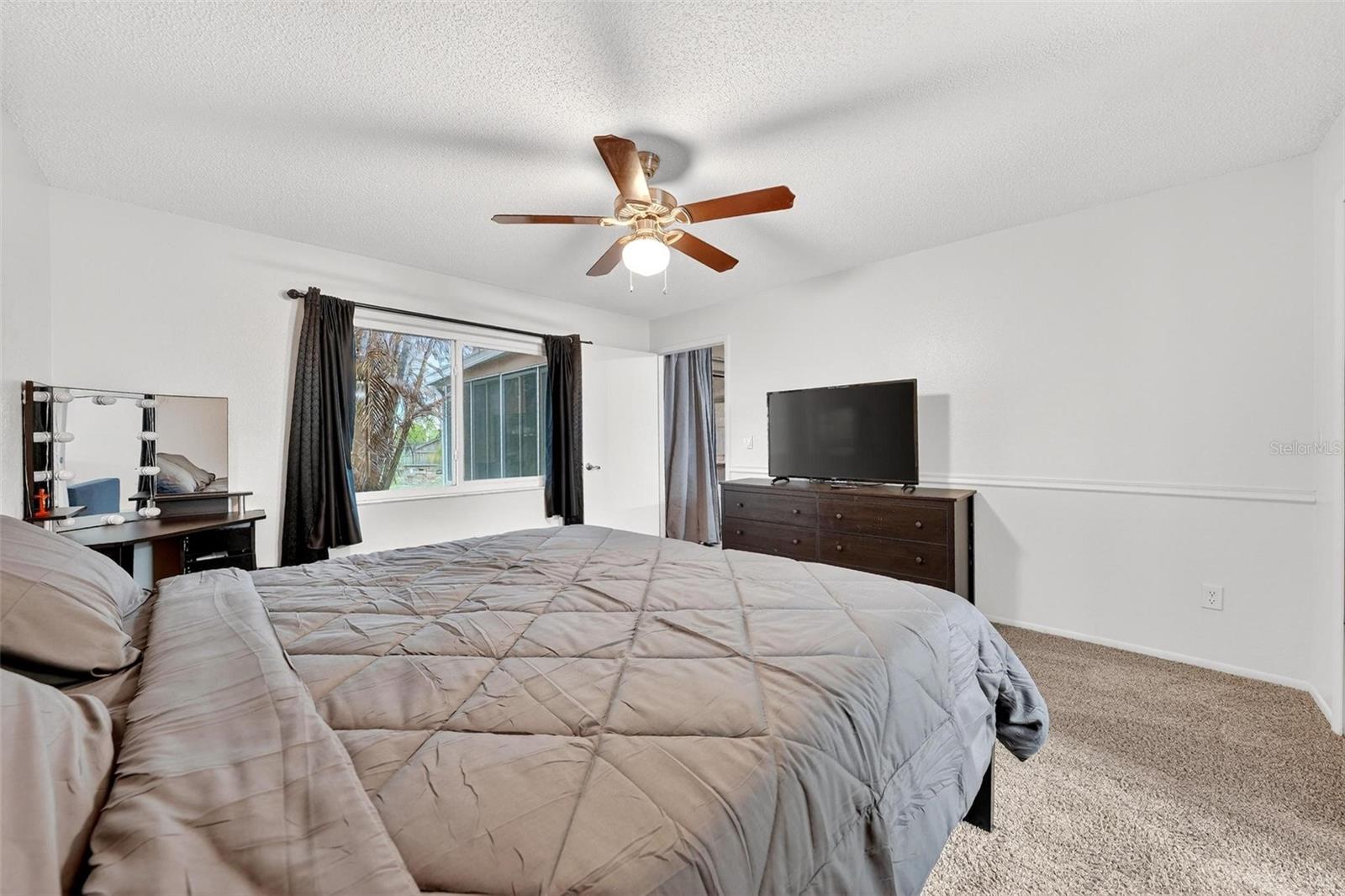 Image 21 of 55 For 5107 Deer Creek Drive