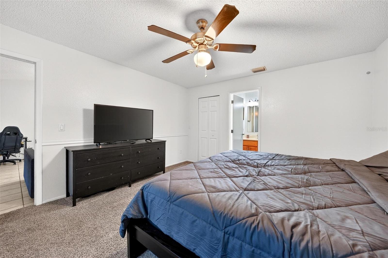 Image 22 of 55 For 5107 Deer Creek Drive