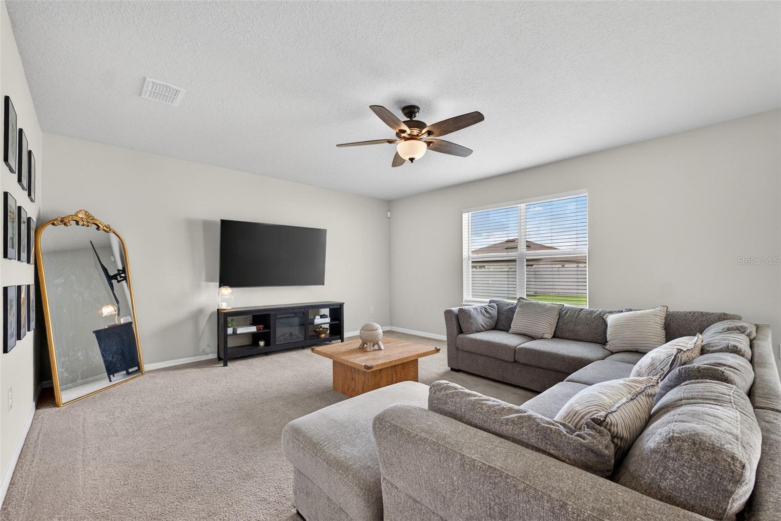 Image 11 of 72 For 1117 Michelangelo Lane