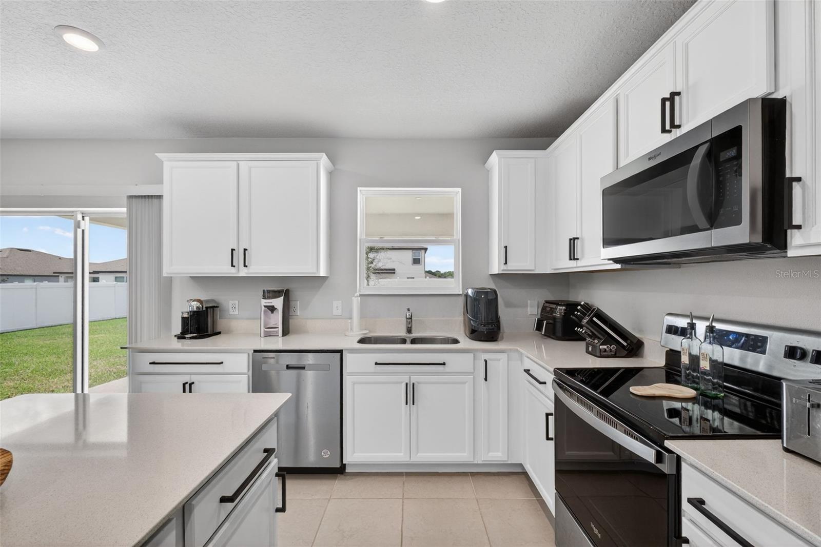 Image 20 of 72 For 1117 Michelangelo Lane