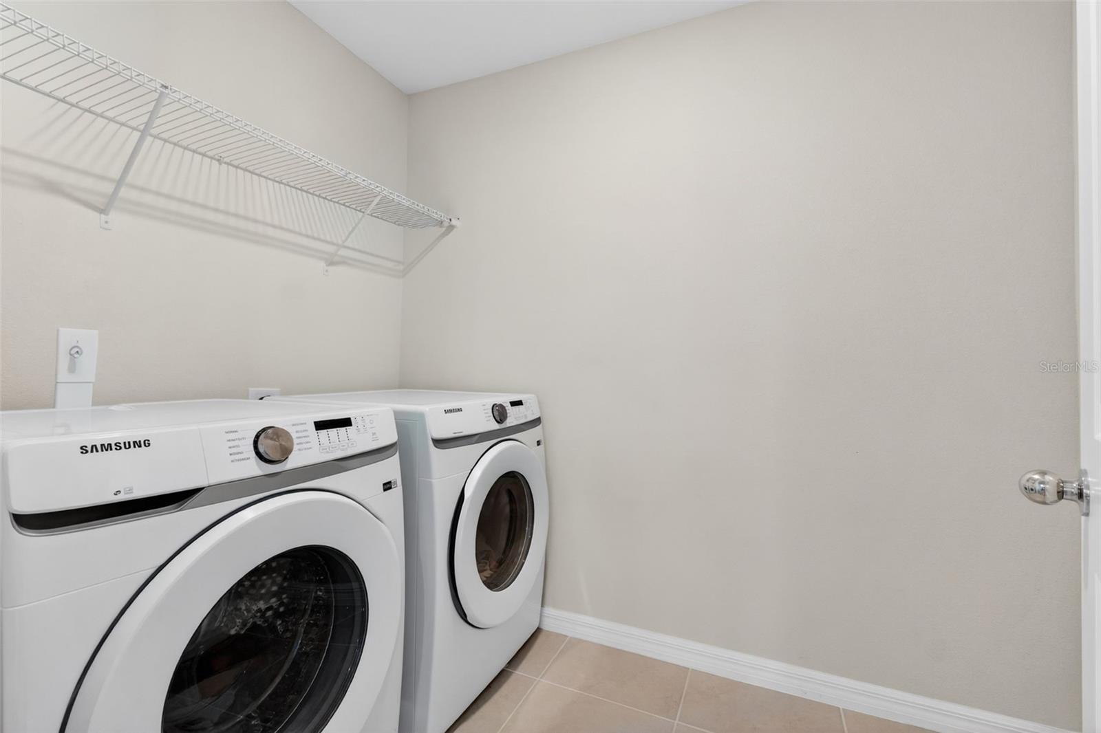 Image 25 of 72 For 1117 Michelangelo Lane