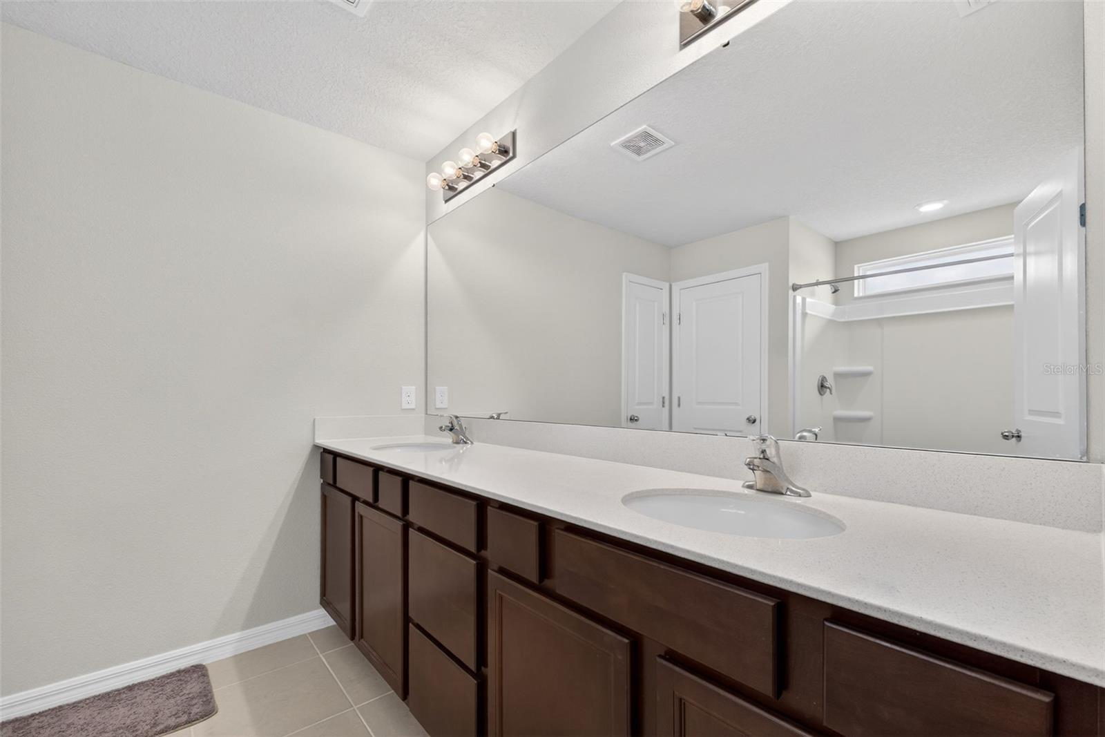 Image 30 of 72 For 1117 Michelangelo Lane