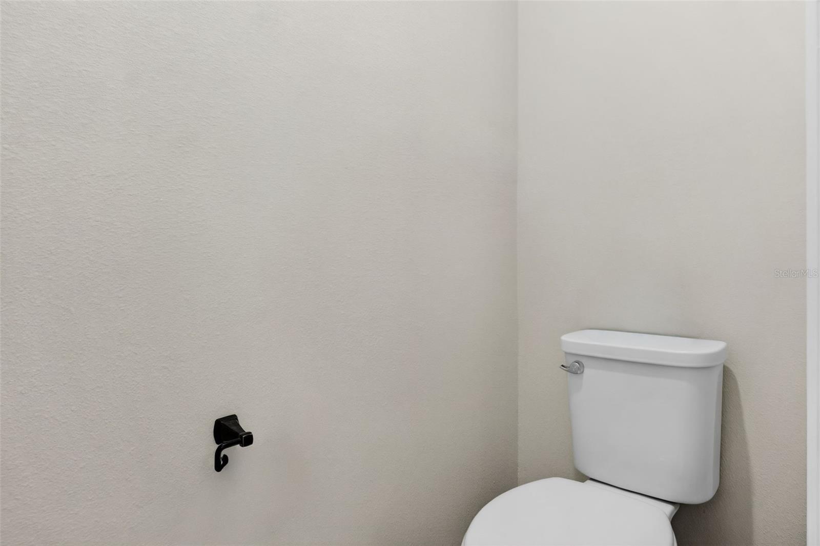 Image 33 of 72 For 1117 Michelangelo Lane