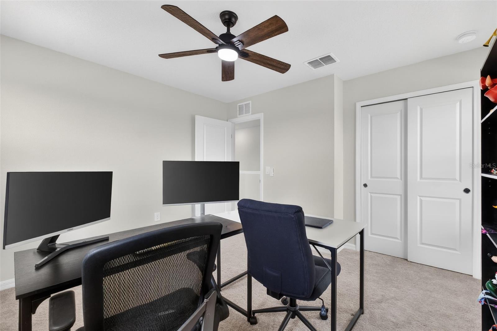 Image 41 of 72 For 1117 Michelangelo Lane