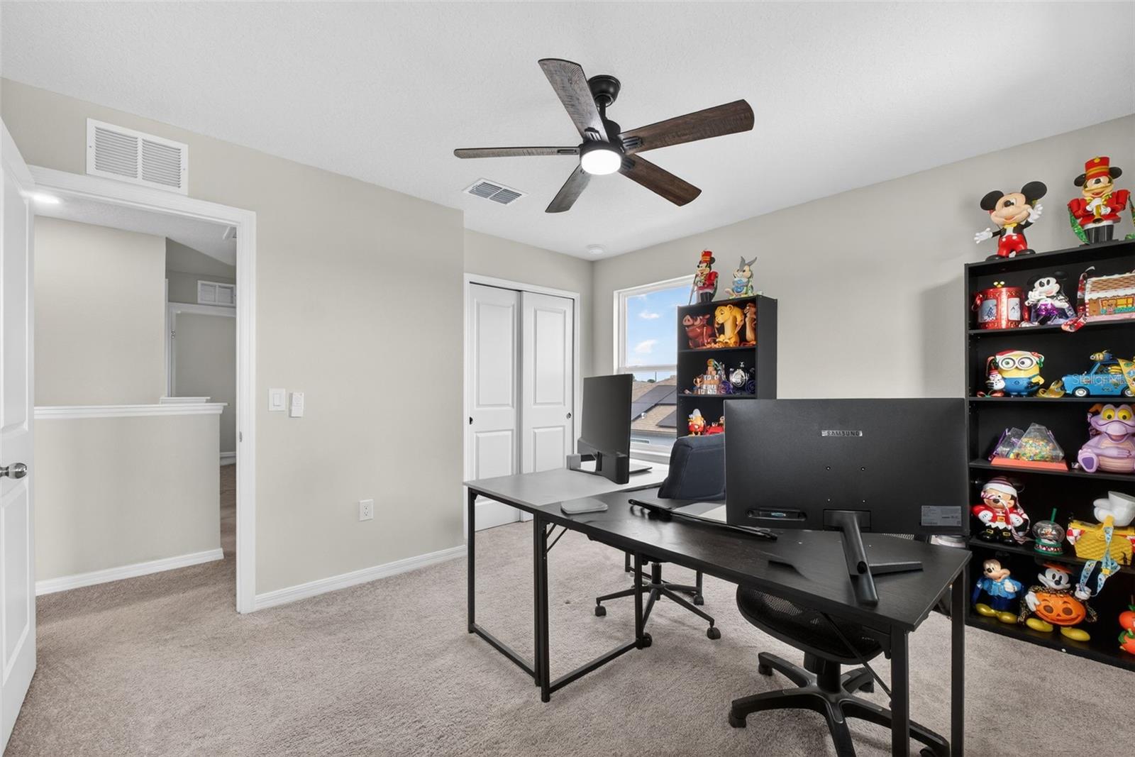 Image 42 of 72 For 1117 Michelangelo Lane