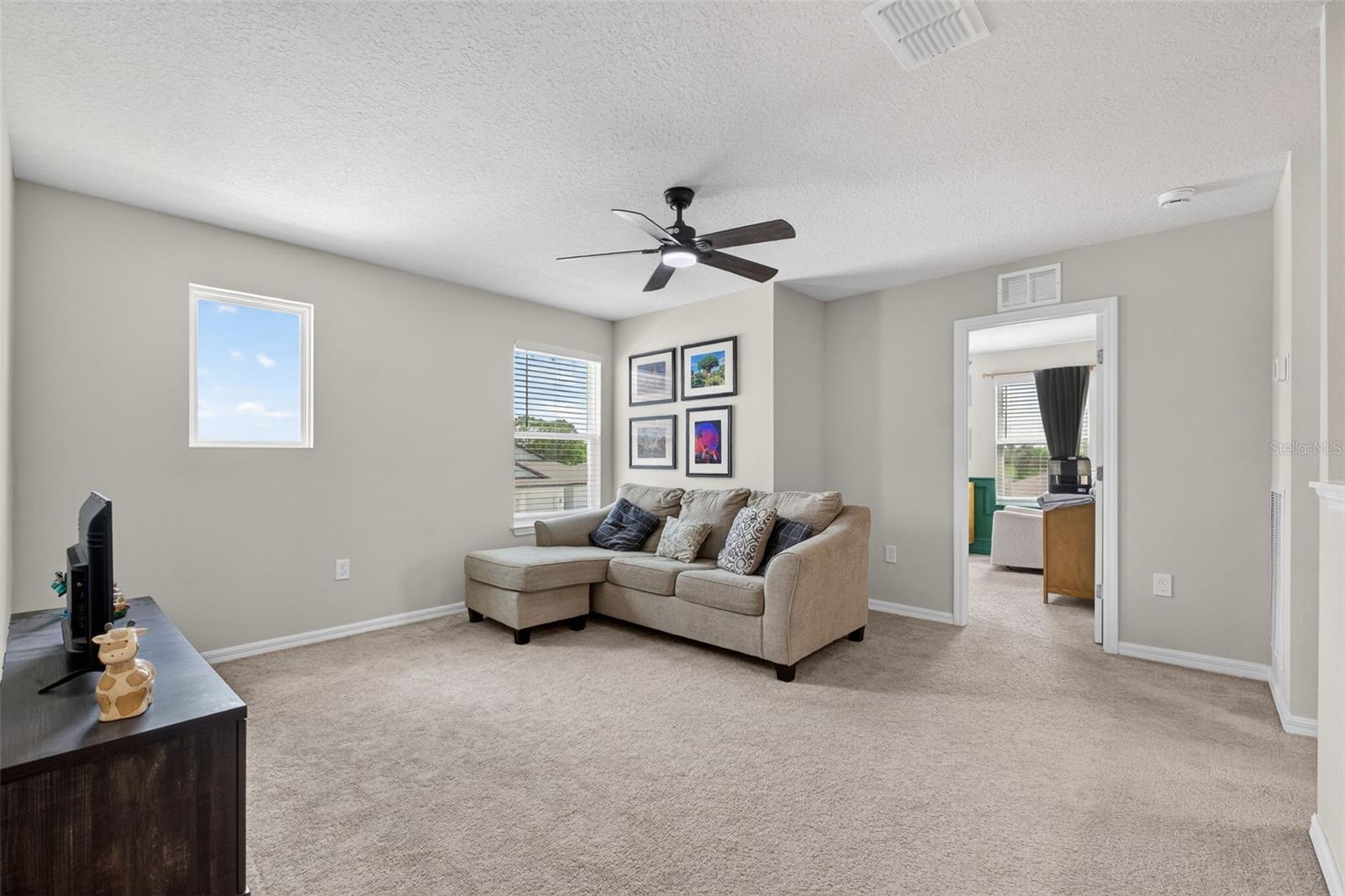 Image 49 of 72 For 1117 Michelangelo Lane