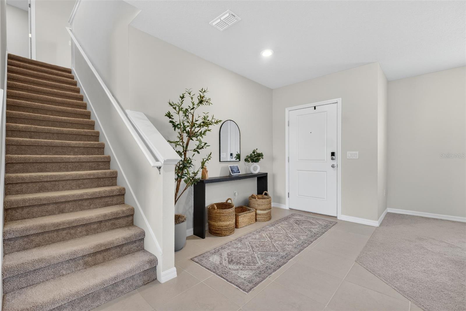 Image 6 of 72 For 1117 Michelangelo Lane