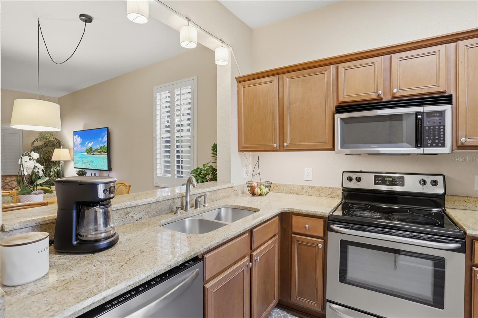 Image 12 of 51 For 2959 Calabria Avenue