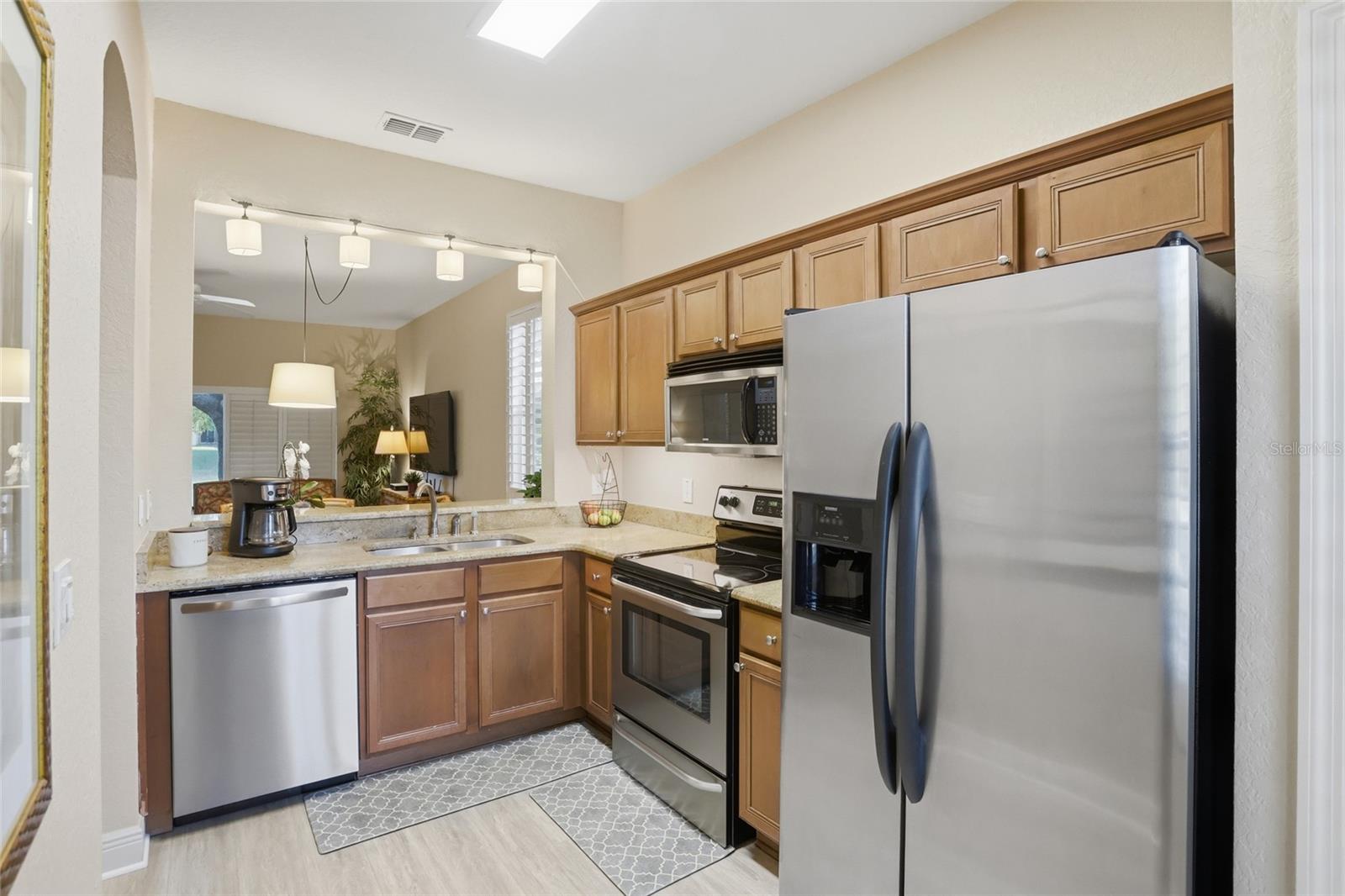 Image 15 of 51 For 2959 Calabria Avenue