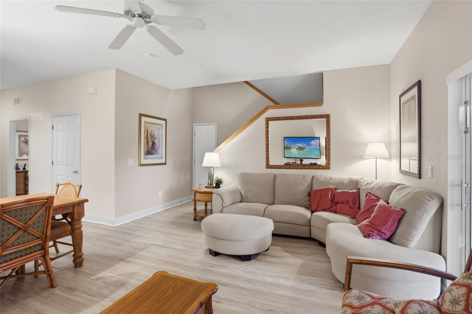 Image 20 of 51 For 2959 Calabria Avenue