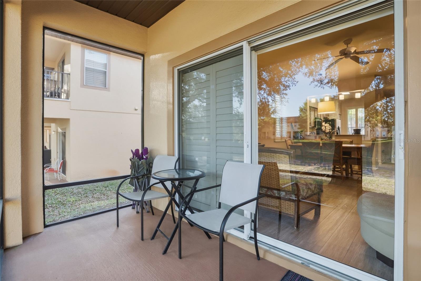 Image 23 of 51 For 2959 Calabria Avenue