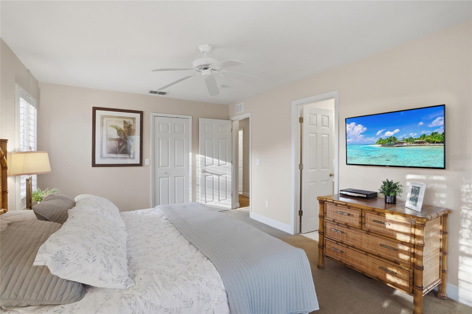 Image 34 of 51 For 2959 Calabria Avenue