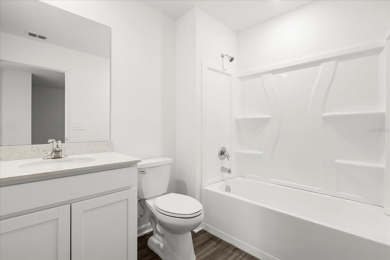 Image 25 of 36 For 4863 81st Loop