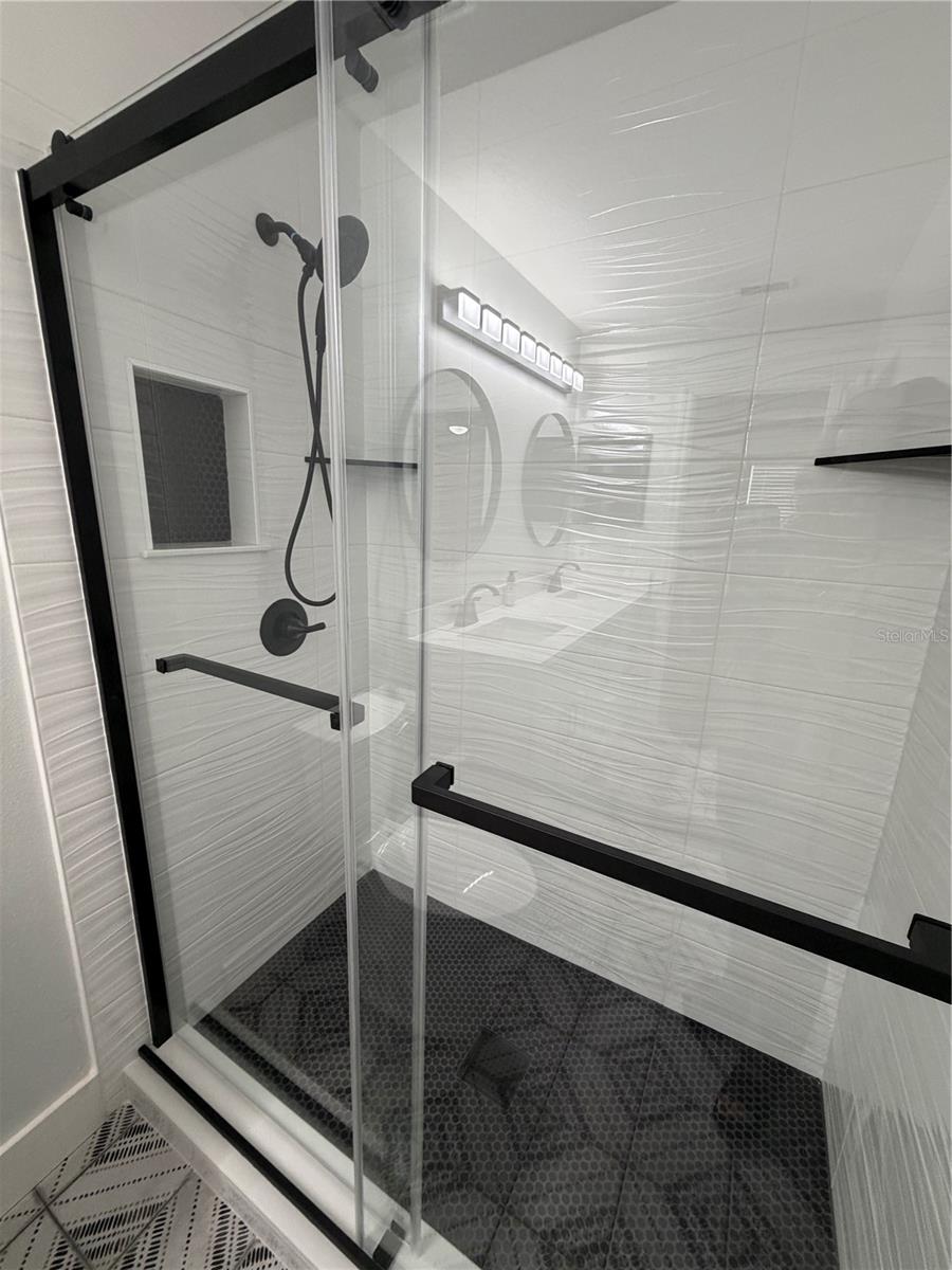 Image 24 of 52 For 3763 Collingwood Lane