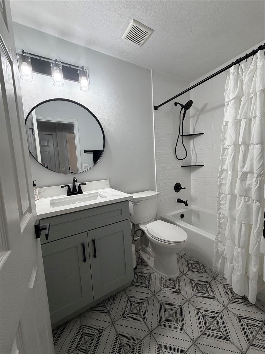 Image 34 of 52 For 3763 Collingwood Lane