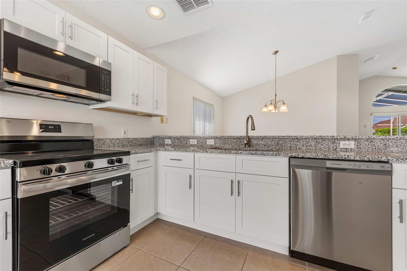 Image 6 of 22 For 123 Fox Loop