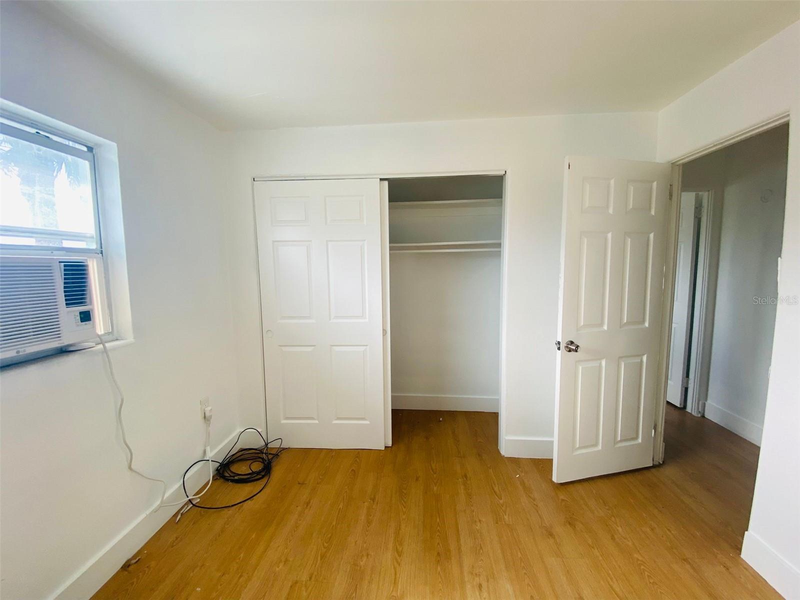 Image 10 of 15 For 1341 West Point Drive 07