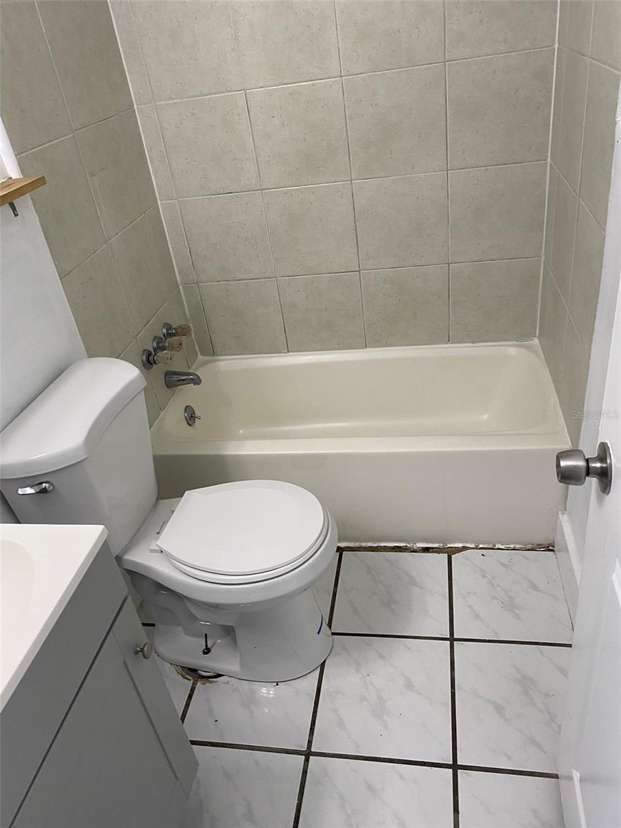 Image 11 of 15 For 1341 West Point Drive 07