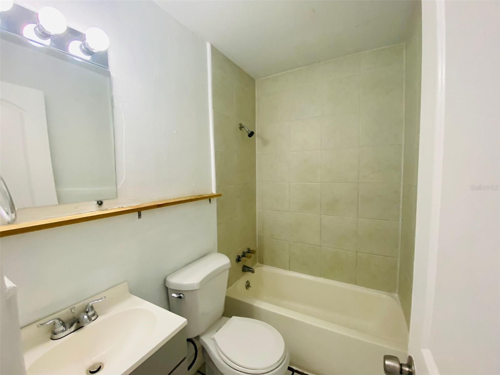 Image 15 of 15 For 1341 West Point Drive 07