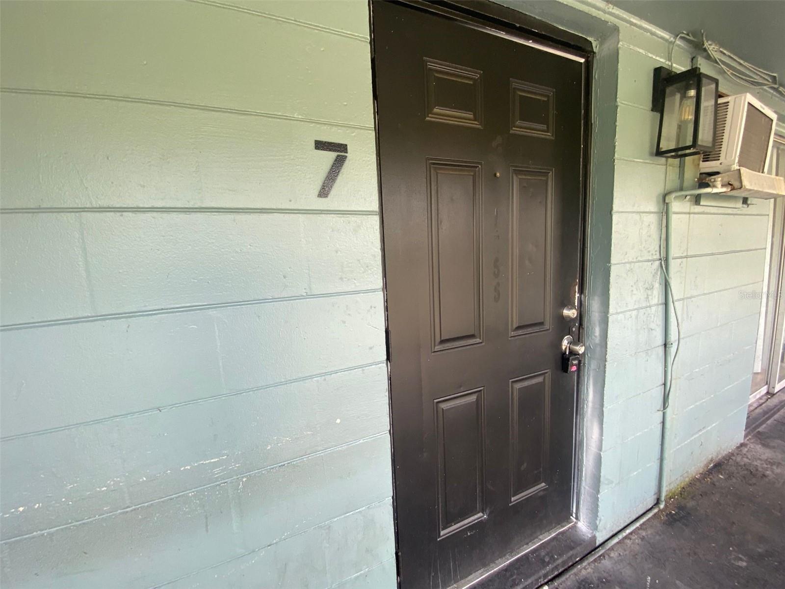 Image 2 of 15 For 1341 West Point Drive 07