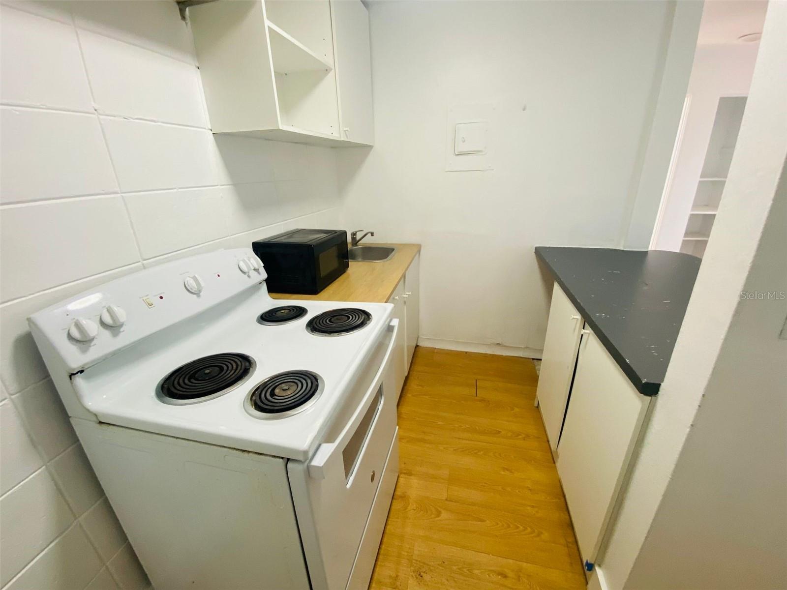 Image 5 of 15 For 1341 West Point Drive 07