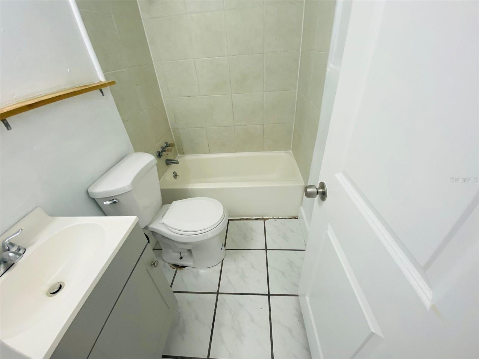 Image 8 of 15 For 1341 West Point Drive 07