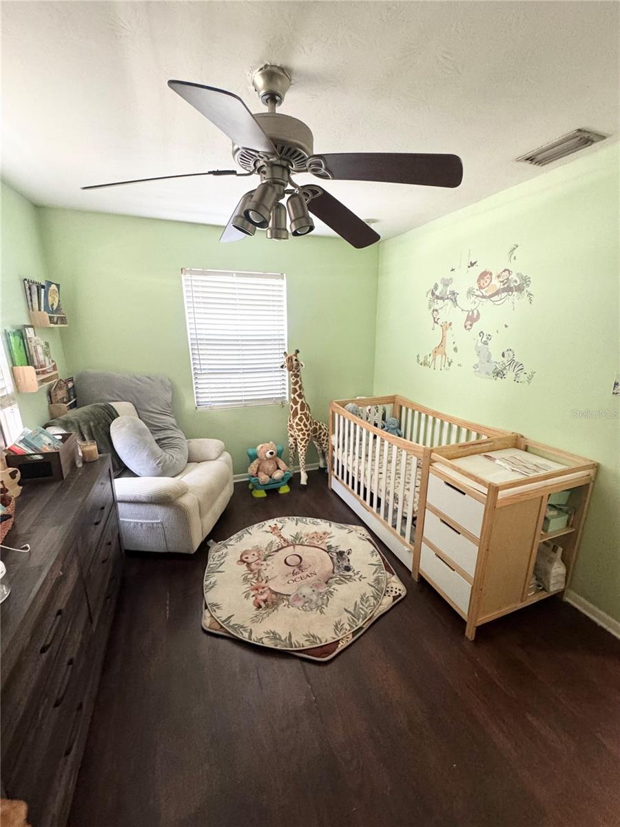 Image 18 of 25 For 831 Naples Drive