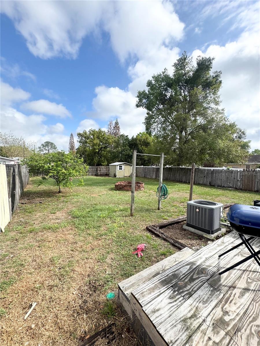 Image 21 of 25 For 831 Naples Drive