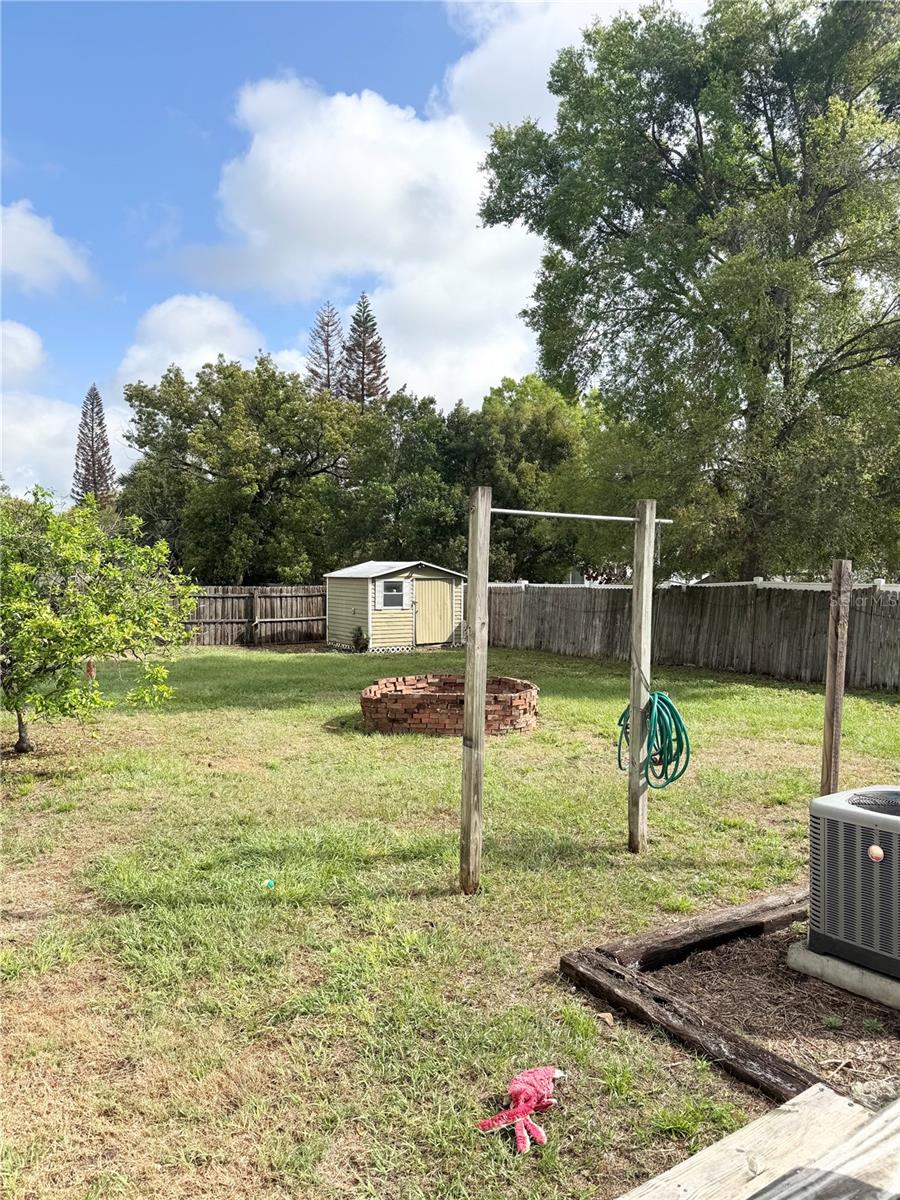 Image 22 of 25 For 831 Naples Drive