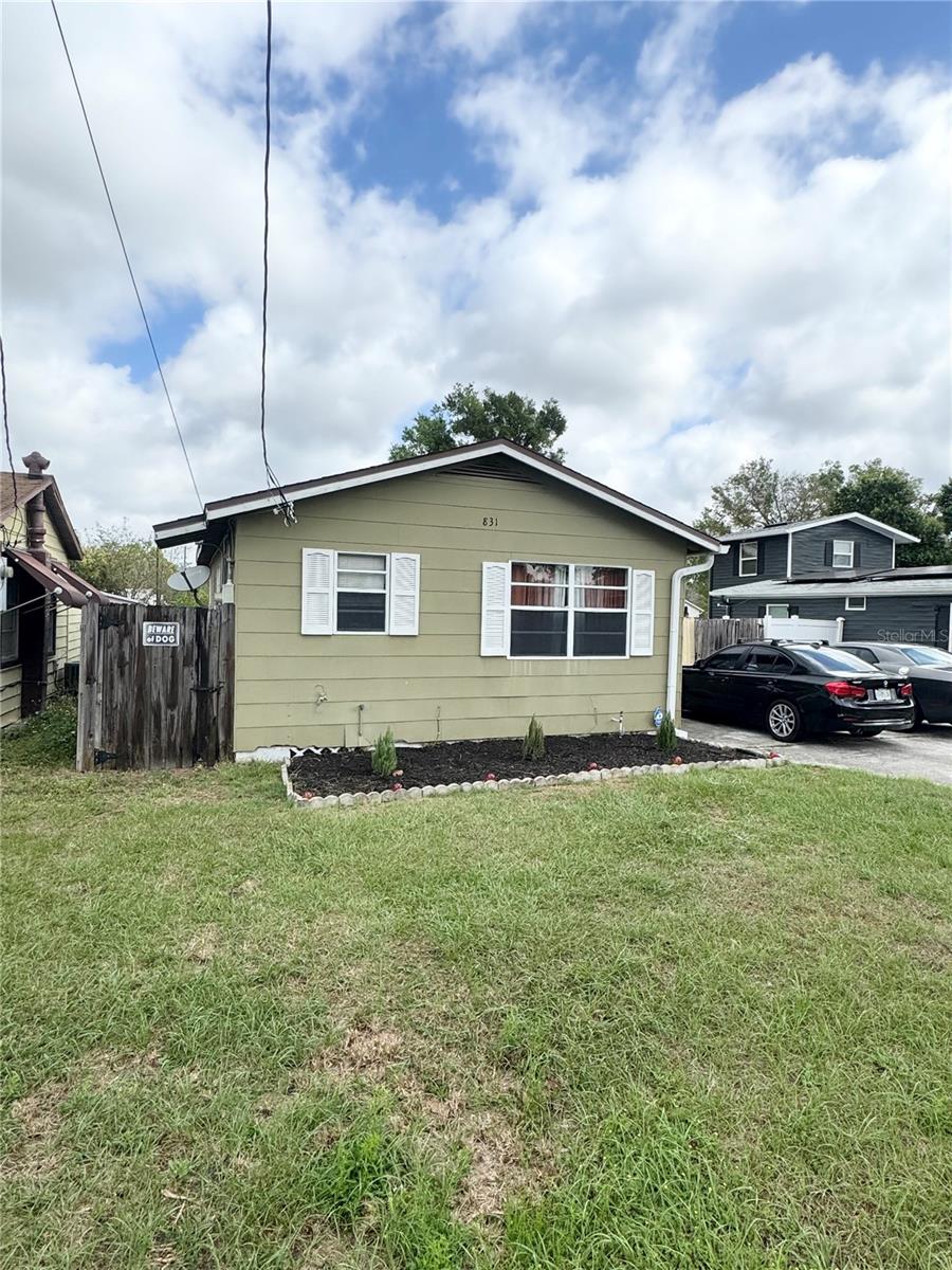 Image 3 of 25 For 831 Naples Drive