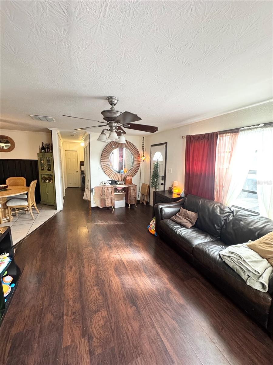 Image 5 of 25 For 831 Naples Drive