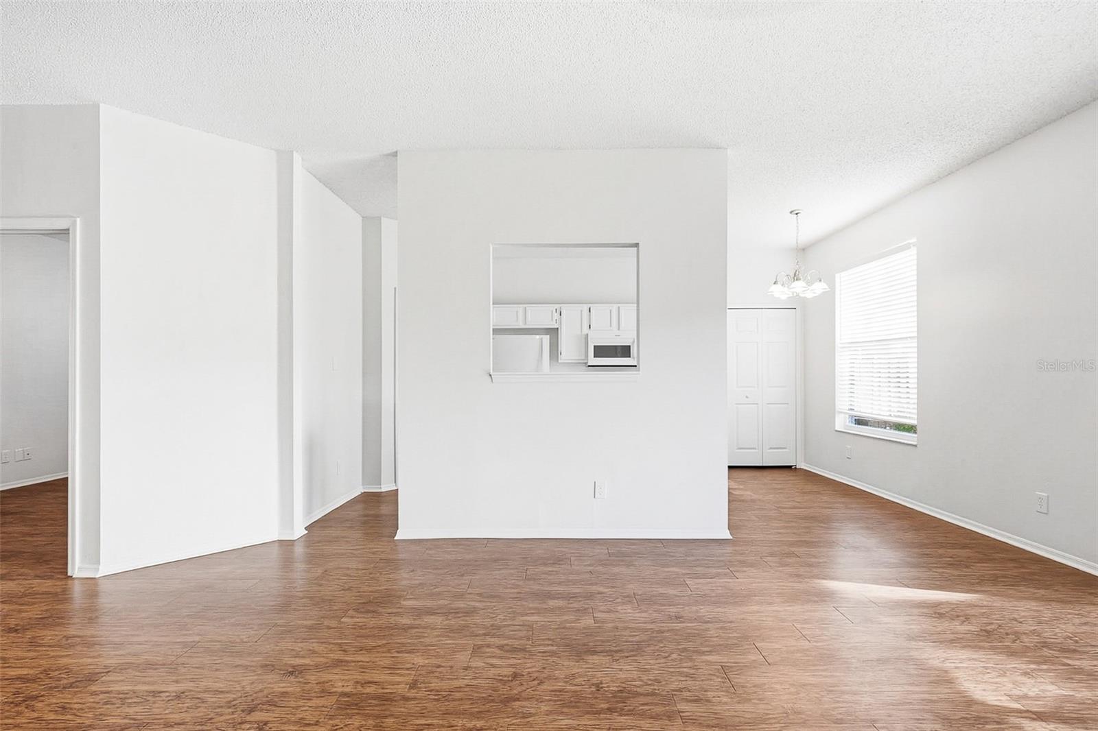 Image 13 of 34 For 503 Greg Street