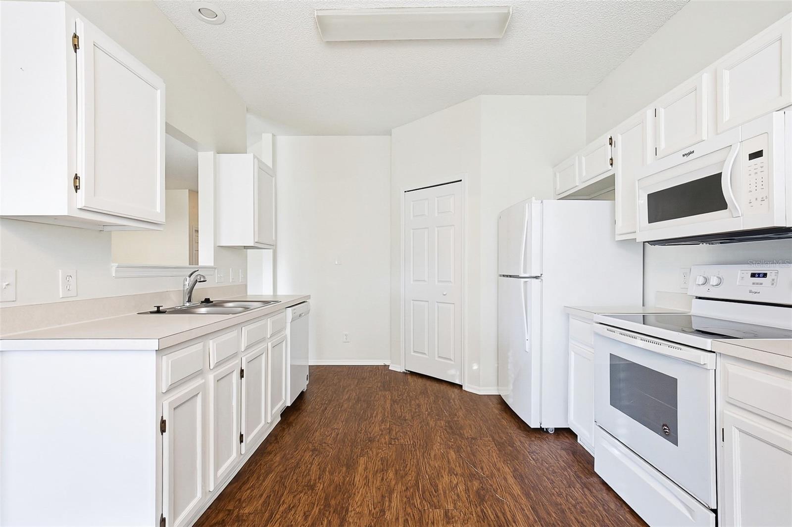 Image 15 of 34 For 503 Greg Street